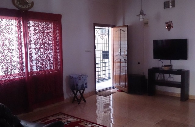A decked up cozy 2 bedroom apartment
