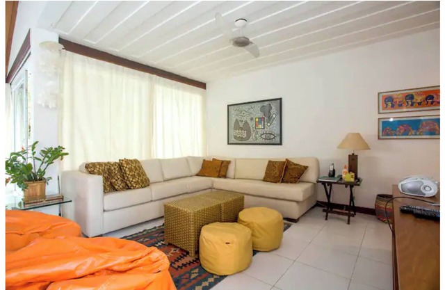 A delight close to the beach and the center