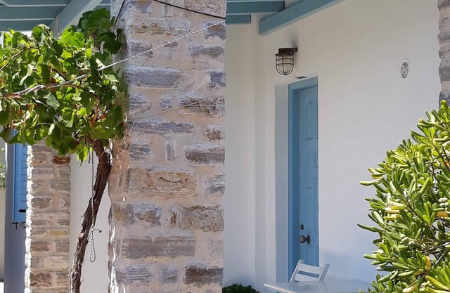 A GREEK ISLAND HOUSE.A PLACE TO RELAX.