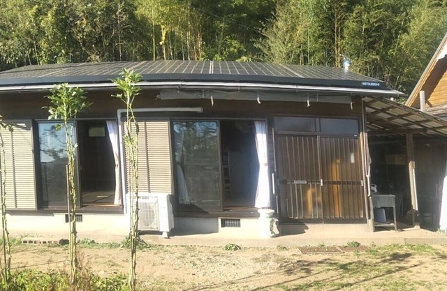 A guesthouse that rents out an entire building. It's a very pleasant place in the middle of nowhere. Please feel free to relax with your family and like-minded friends.
