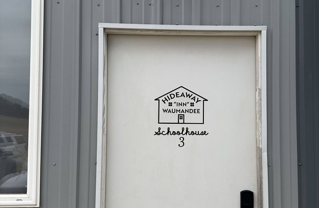 A "Hideaway" from the hectic everyday life in the heart of Buffalo County.