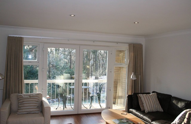A home from home in a beautiful peaceful location very close to the city centre.