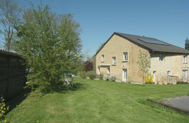 A little corner of paradise just a stone's throw from Charleville-Mézières!