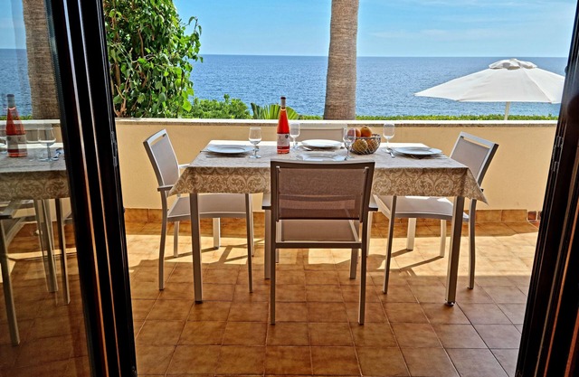 A little paradise, right by the sea