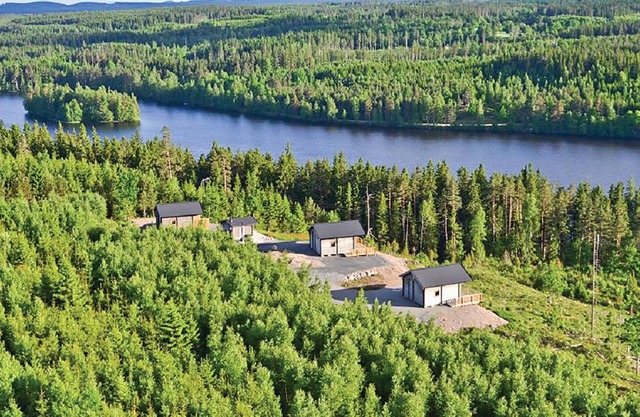 A modern cottage with a fantastic view of the lake.