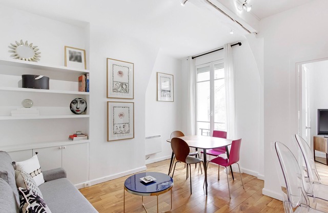 A Nice 1-BR in Saint Germain