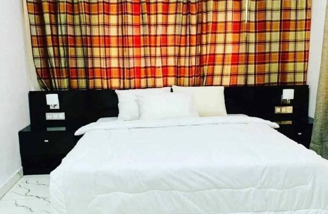 A nice built 2 bedroom service apartment,in well situated environment
