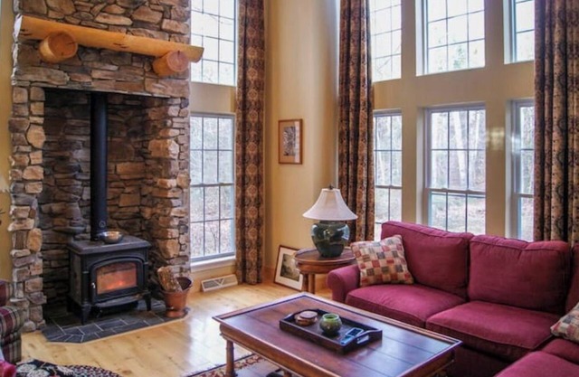 A Place in the Woods, 2.7 Mi to Gore Ski Access Rd