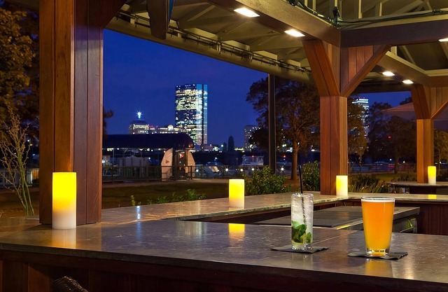 A Place You'll Surely Enjoy! w/Pool, Near LEGOLAND Discovery Center Boston