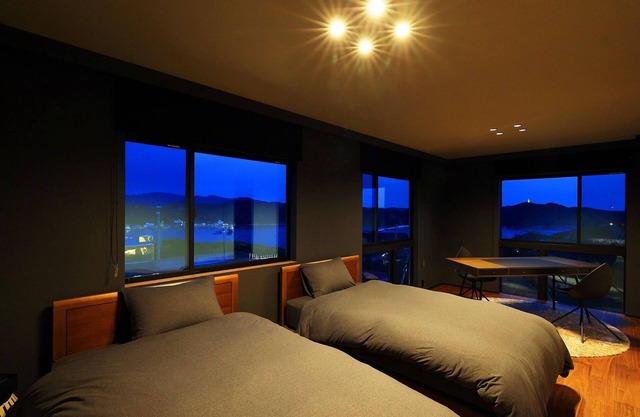 A rental villa overlooking the sea sky and mounta/Minamiawaji City Hyōgo