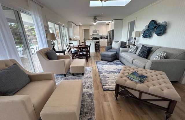 A Seaside Escape - Oceanfront