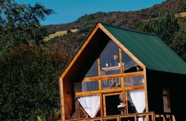 A Solo una Hora de Bogotá Disfrutaras de Nuestra Cabaña Estrella en Guatavita