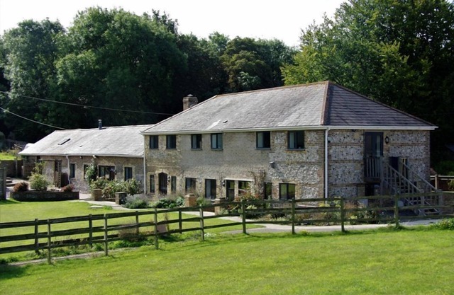 A wonderful luxurious large family home sleeping 12 with a huge garden and a swimming pool