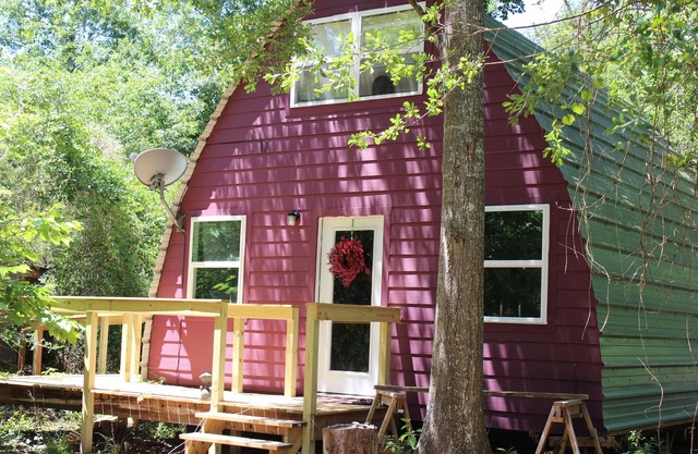 A wonderful Yoga Retreat Mini House in Houston surrounded by Nature.