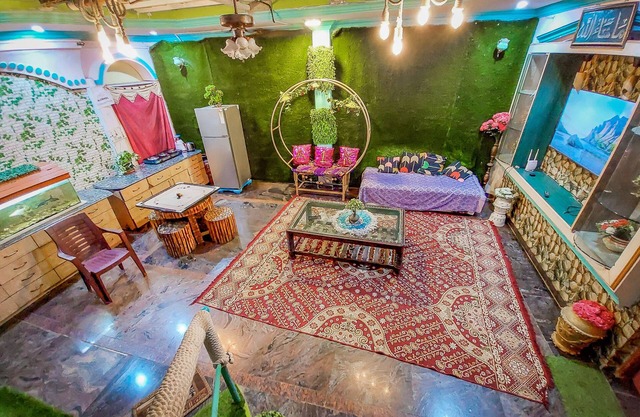 "A1K Homestay: Your Cozy Haven in Mysore's Shopping Hub"