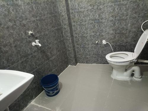 Abhinav hoteL