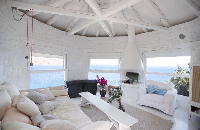 Above the sea Villa, within minutes distance from Agios Nikolaos
