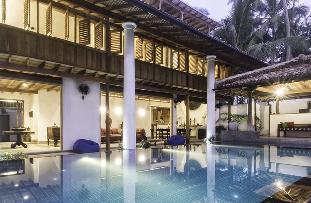 Absolute Beachfront Luxury Villa