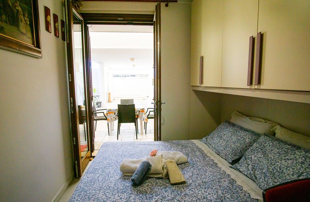 Access room