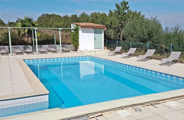 Accommodation with SEA AND MOUNTAIN VIEW, roof terrace, swimming pool and SPA.