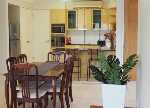 Accommodation on Westlake Mount Ommaney