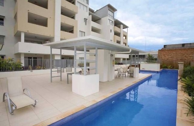 Accommodation South Bank Brisbane 25meters from Exhibition & Convention Centre