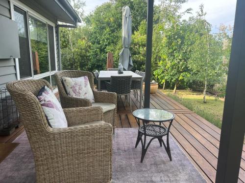 Acorn Cottage your home away from home in Whitfield
