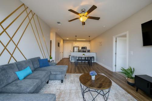 Across from UAB Spacious 2BR Retreat 3a