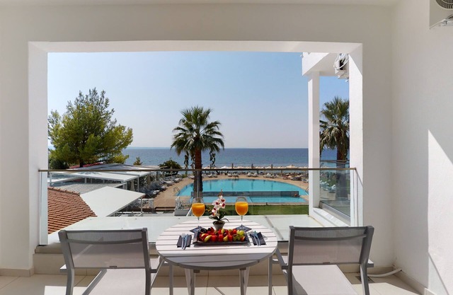 Acrotel Lilyann Boutique Hotel