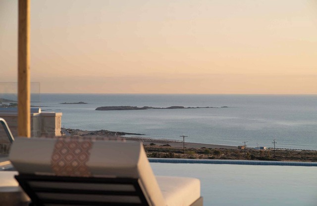 Actea Seaview Villa 2 Free* heated pool & 800m sea
