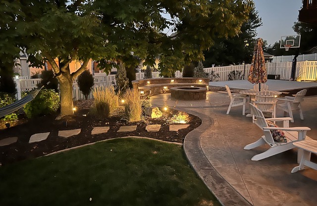 🌟ACTIVE FAMILIES DREAM🌟hot-tub, b-ball, sauna, fire-pit, trampoline + game room!