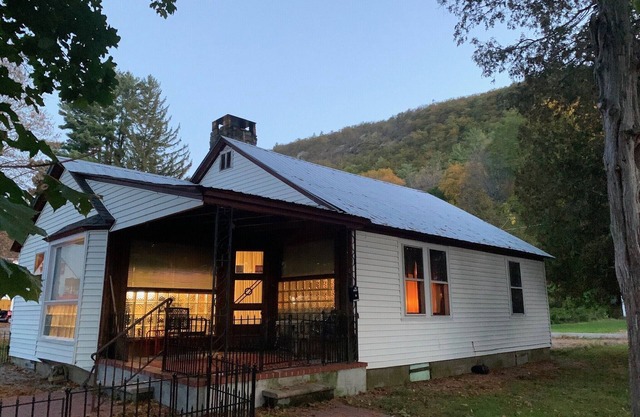 Adirondack Bungalow Getaway