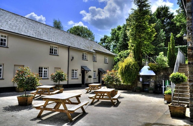 Adjoining cottages perfect for 2 families