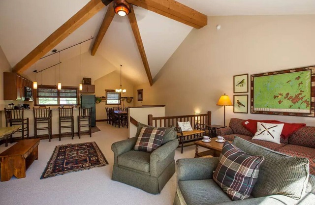 ADK Adventure Getaway - 5 Minutes to Whiteface Mtn.