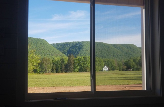 Adonai Adventure Cabin 1 w/mountain views, near Cabot Trail, river access
