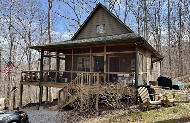 Adorable Cottage/Cabin nestled between the Little and the Big Buffalo River