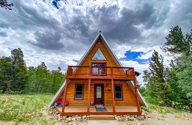 Adorable Mountain A-Frame Tucked in the Pines - Moose Creek Lodge