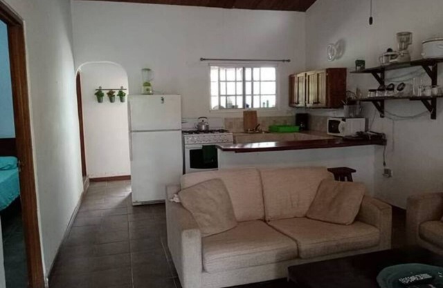 Adorable Pedasi 2 bdrm fenced home; Walk to Square