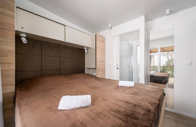 Adriamar Mobile Homes in Camping Park Umag /Adriamar 2434 Park Umag