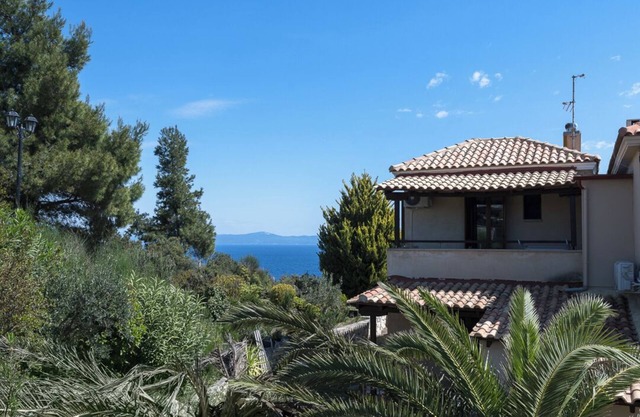 Afytos Villa Pearl by Luxlikehome