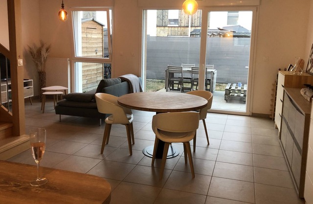 Agréable Maison de Ville Avec Jardin à Proximité de Strasbourg