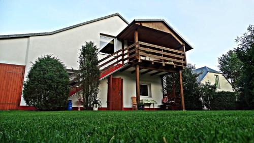 Agroturystyka u Wioli i Irka , apartament u Beaty
