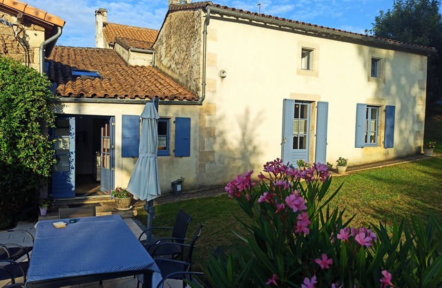 Aigonnay: Country Cottage/Gite - AIGONNAY