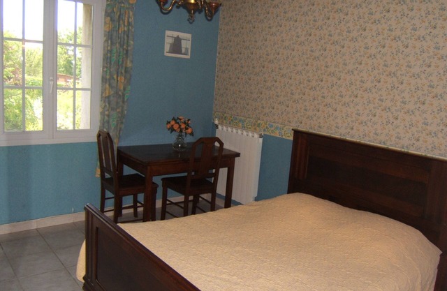 Air-conditioned guest room with kitchenette - Wifi