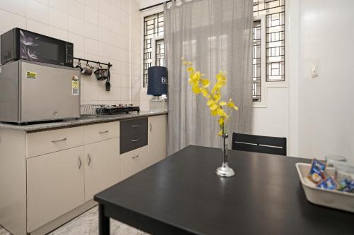 Aishwarya Apartment