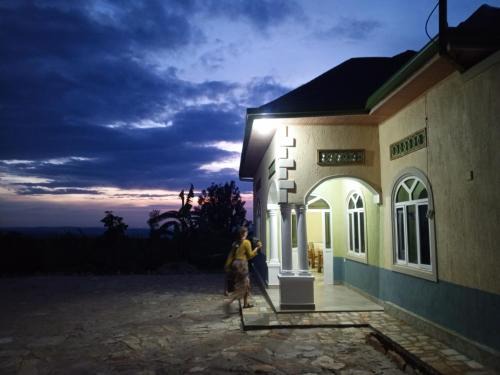 Akagera Sunset House