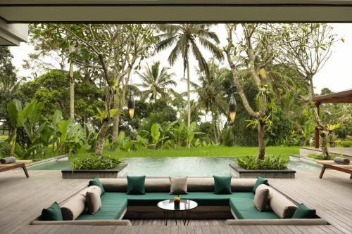 Alas Harum Villas by Inara
