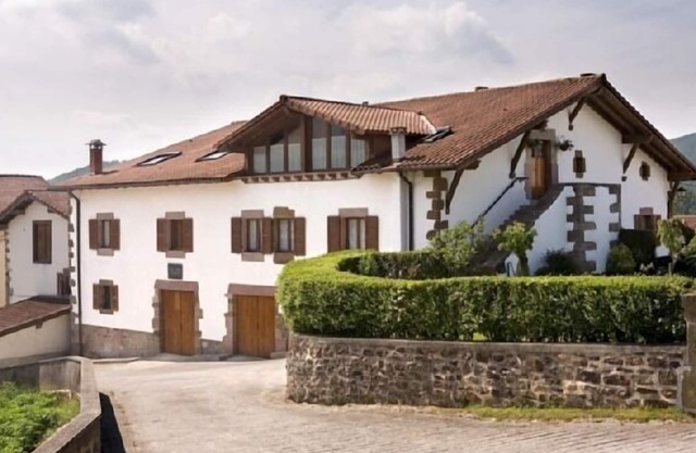 Albirena Country House for 14 people