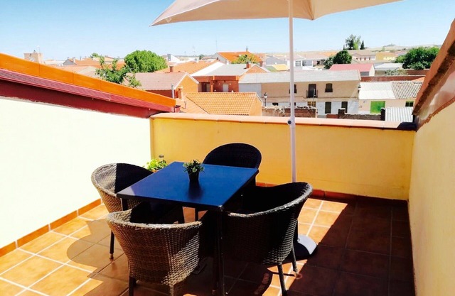 Alcabón apartments + terrace