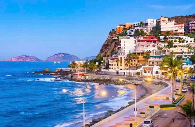 Alcantara apt, Ground floor, great for digital, 2 blocks walk to beach